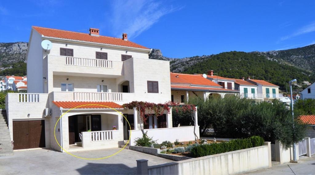 Villa Franka Бол Екстериор снимка